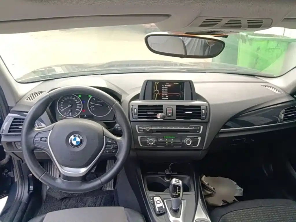 BMW 1 Series 2014 — фото 10