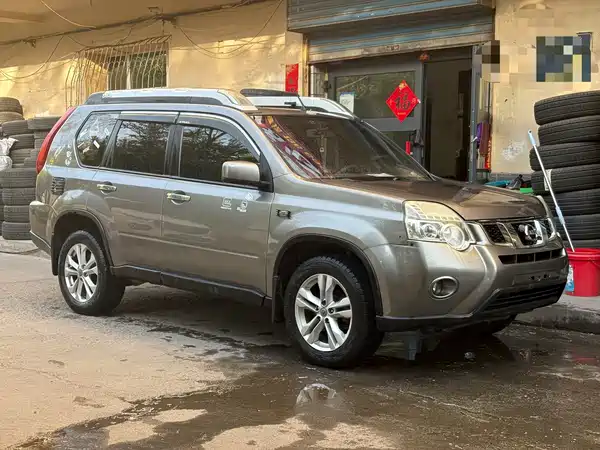Nissan X-Trail 2012