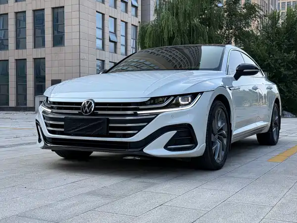 Volkswagen CC 2024