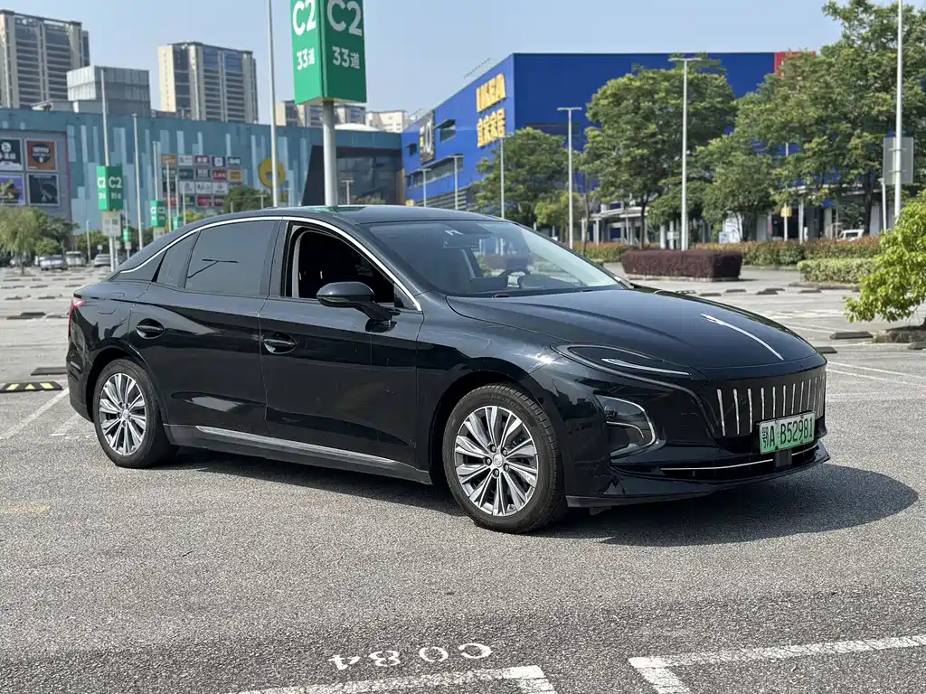 Hongqi E-QM5 2023 — фото 2