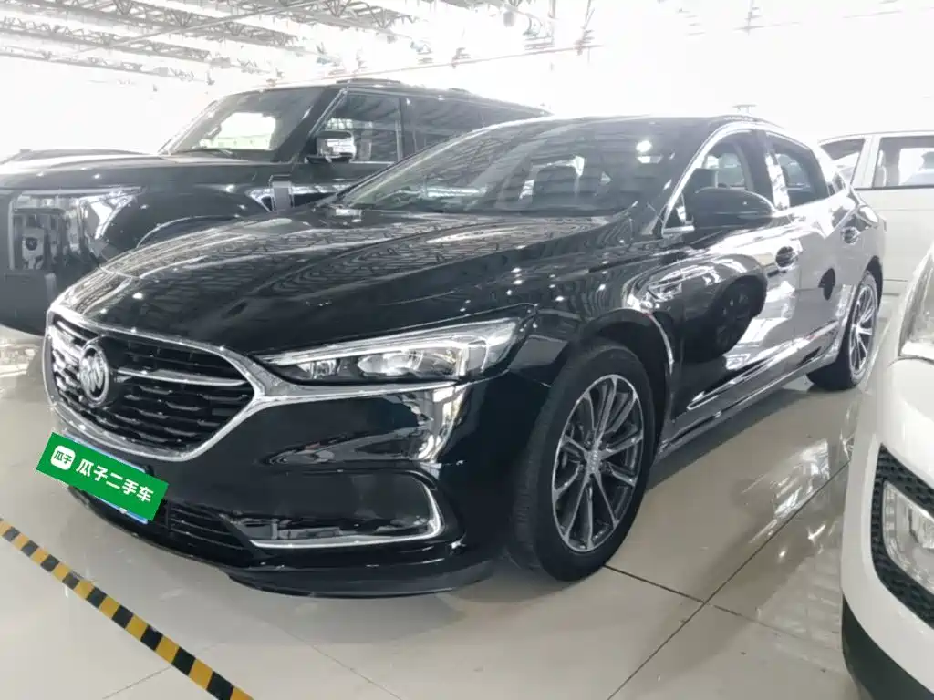 Buick LaCrosse 2020 — фото 1