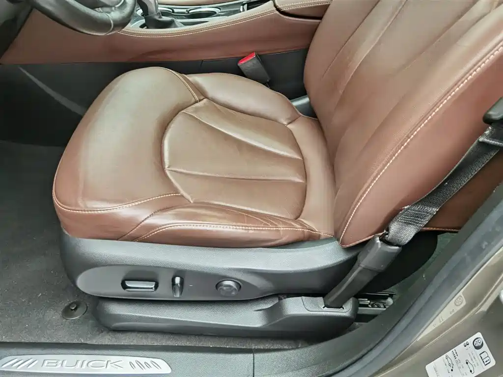 Buick Envision Plus 2019 — фото 20