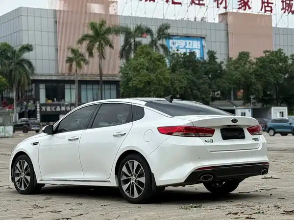 Kia K5 2016