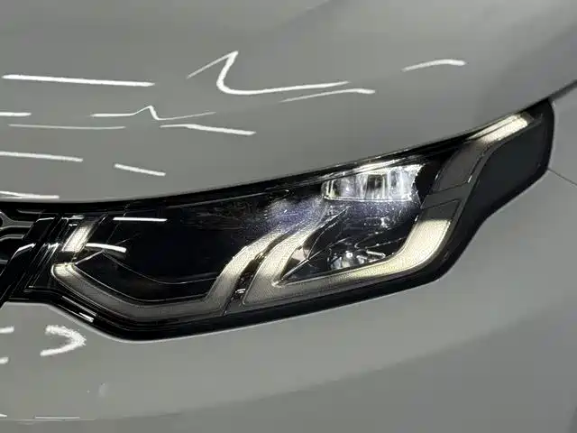Land Rover Discovery Sport 2021 — фото 15