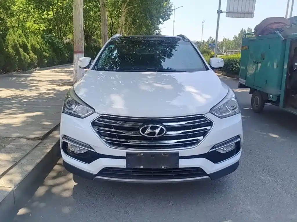 Hyundai Santa Fe 2017 — фото 3