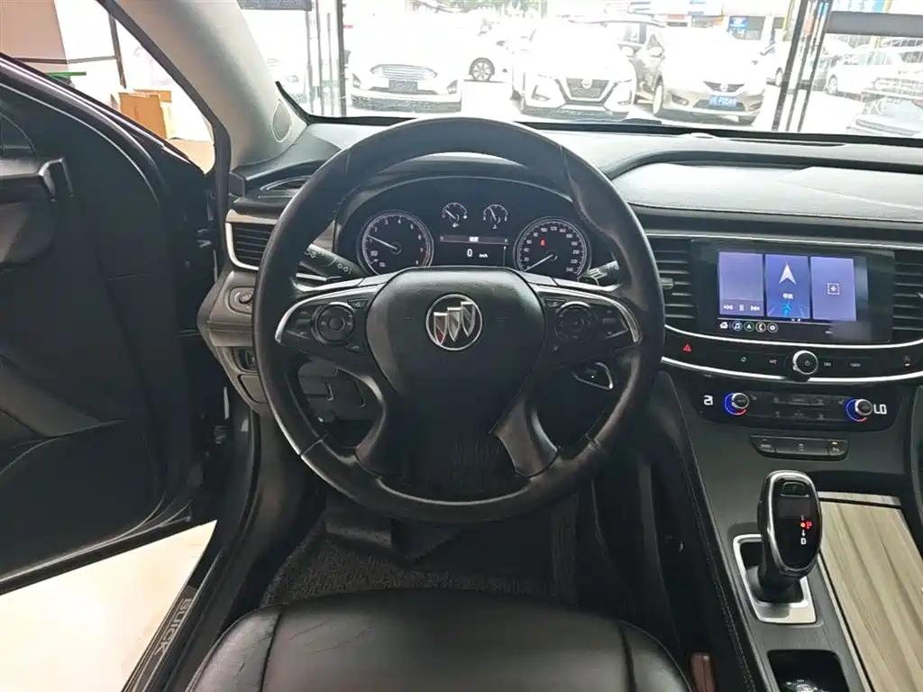 Buick LaCrosse 2020 — фото 11