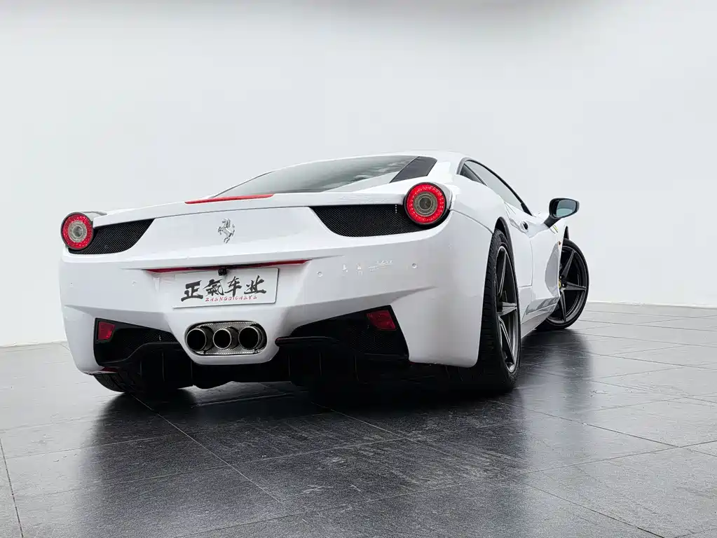Ferrari 458 2013 — фото 9