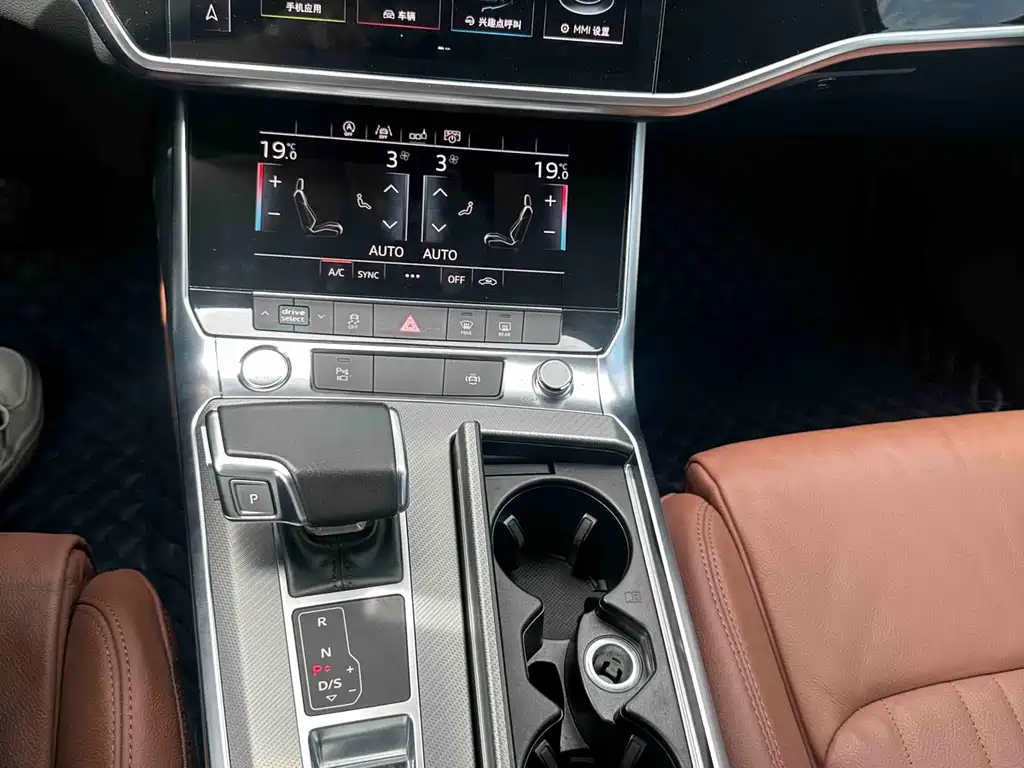 Audi A6L 2019 — фото 18