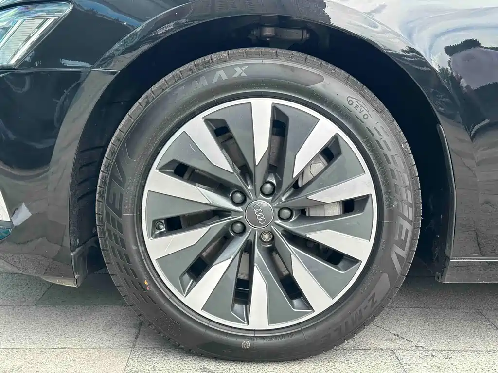 Audi A6L 2019 — фото 27