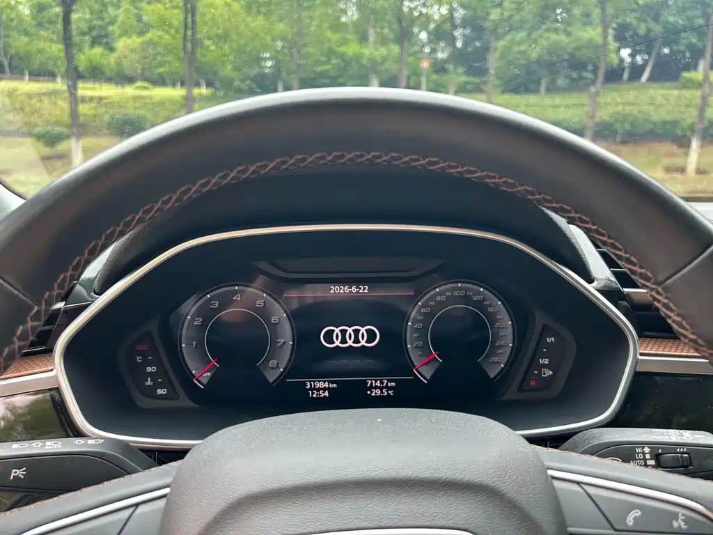 Audi Q3 2022 — фото 9