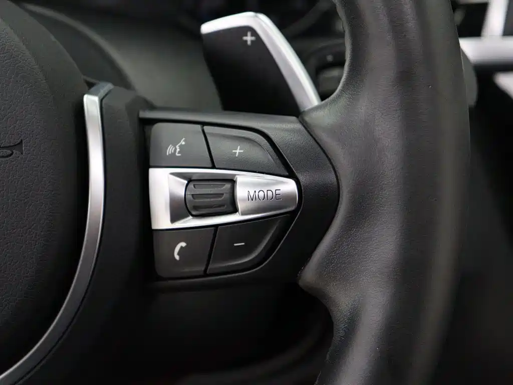 BMW 4 Series 2018 — фото 16