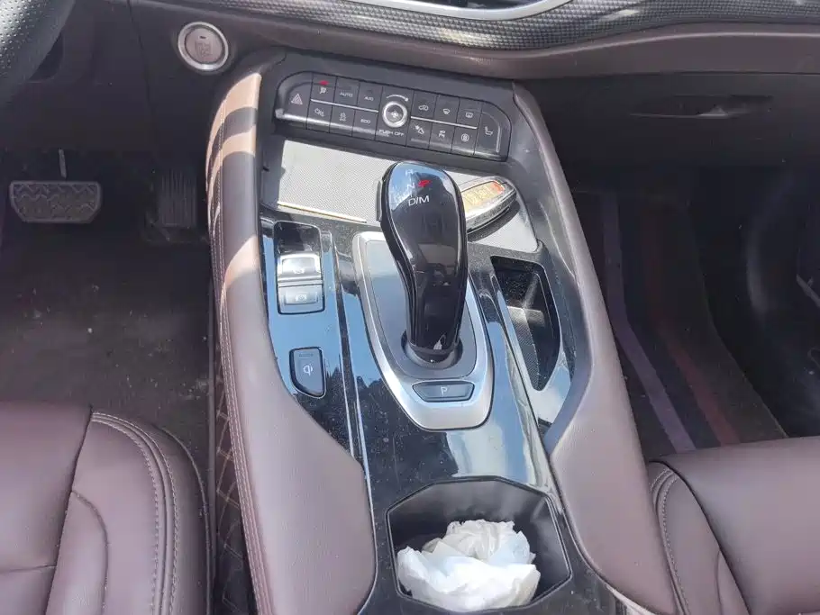 Haval F7 2021 — фото 16