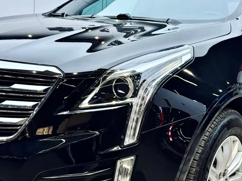 Cadillac XT5 2018 — фото 26
