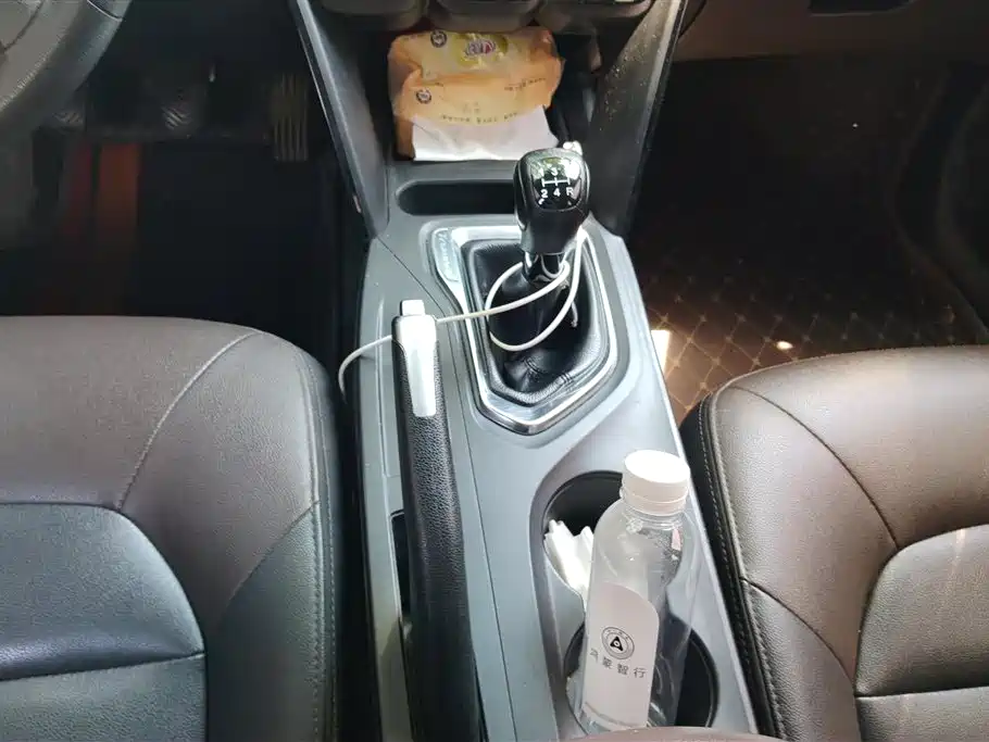 GAC Motor Trumpchi GS4 2016 — фото 16