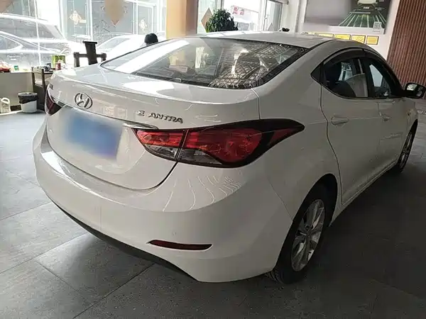 Hyundai Elantra Langdong 2016