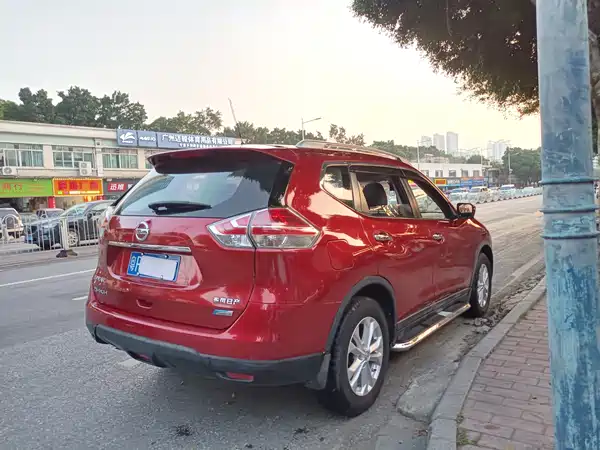 Nissan X-Trail 2014