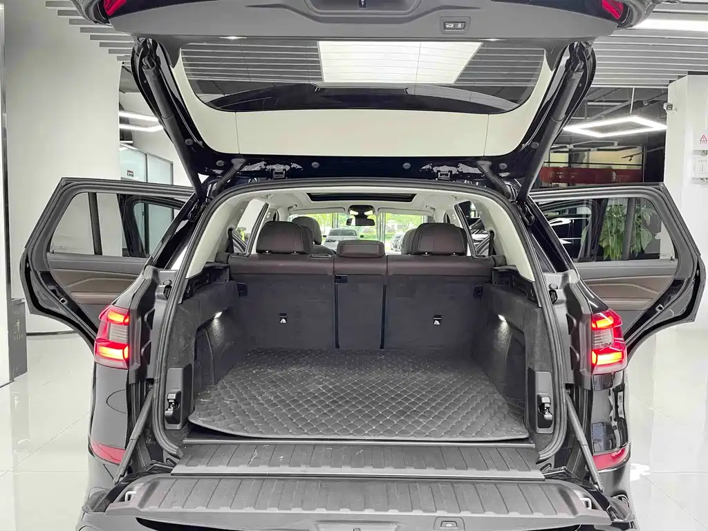BMW X5 2023 — фото 17
