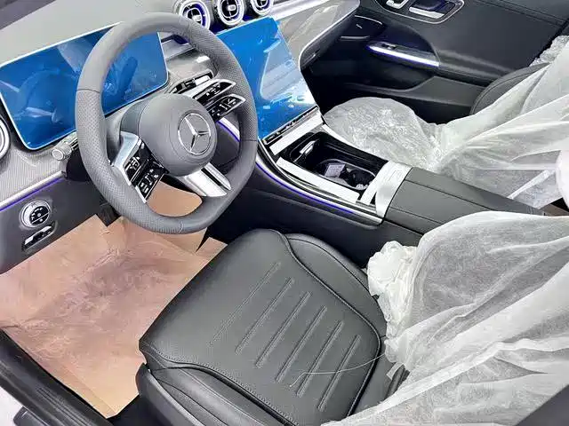 Mercedes-Benz C-Class 2023