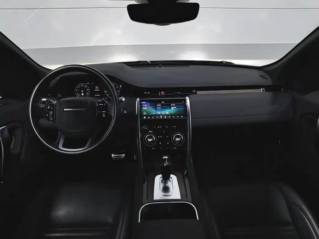 Land Rover Discovery Sport 2020 — фото 5