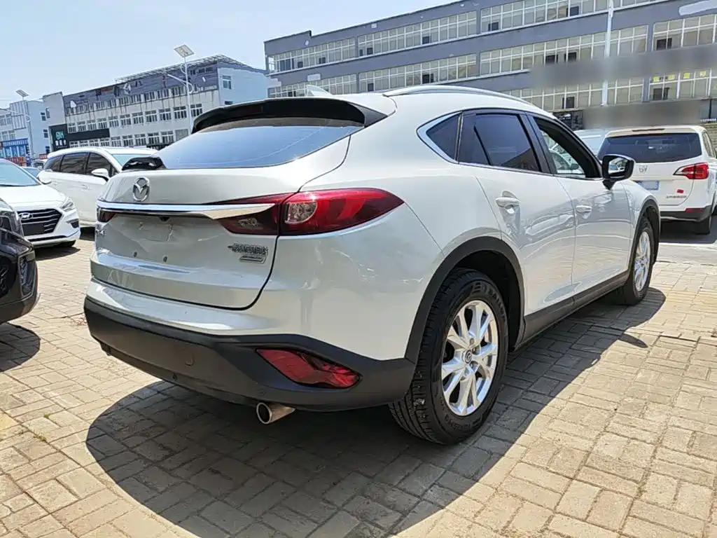 Mazda CX-4 2017 — фото 7
