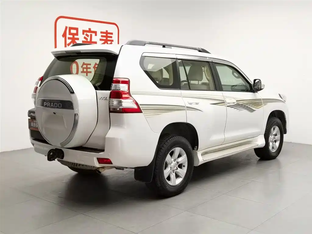 Toyota Prado 2015 — фото 2