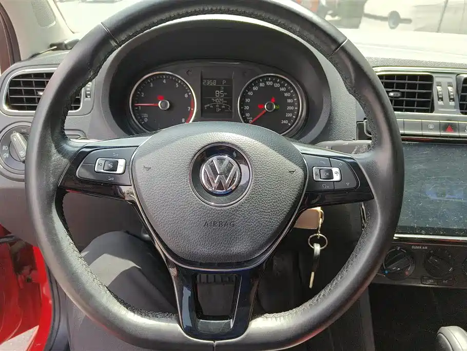 Volkswagen Polo 2019 — фото 15