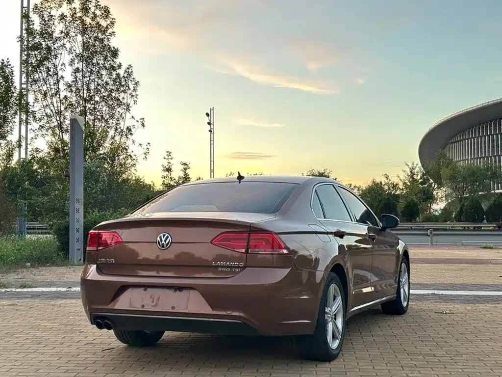 Volkswagen Lamando 2015