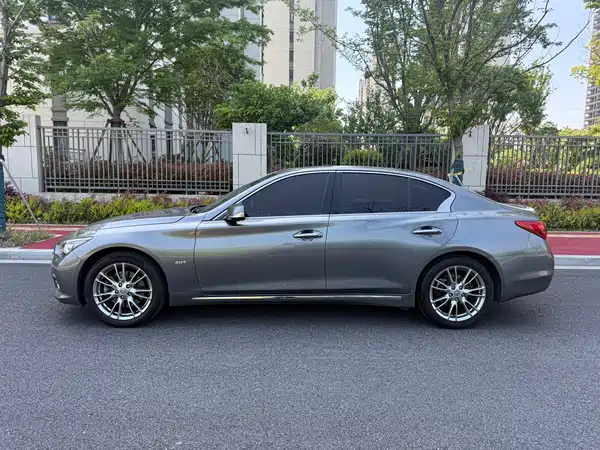 Infiniti Q50L 2016