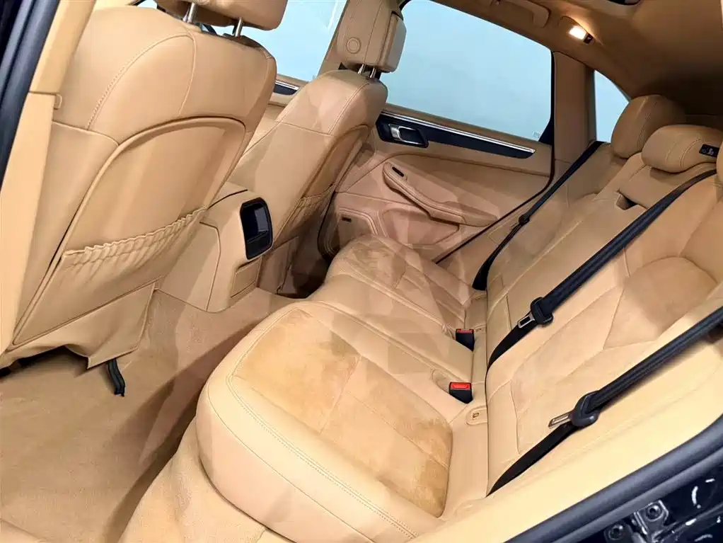 Porsche Macan 2015 — фото 14