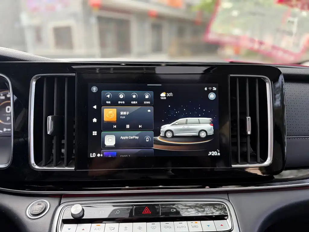 GAC Motor Trumpchi M8 2021 — фото 15