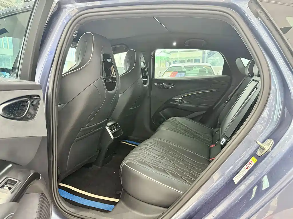 BYD Seal 2022 — фото 12