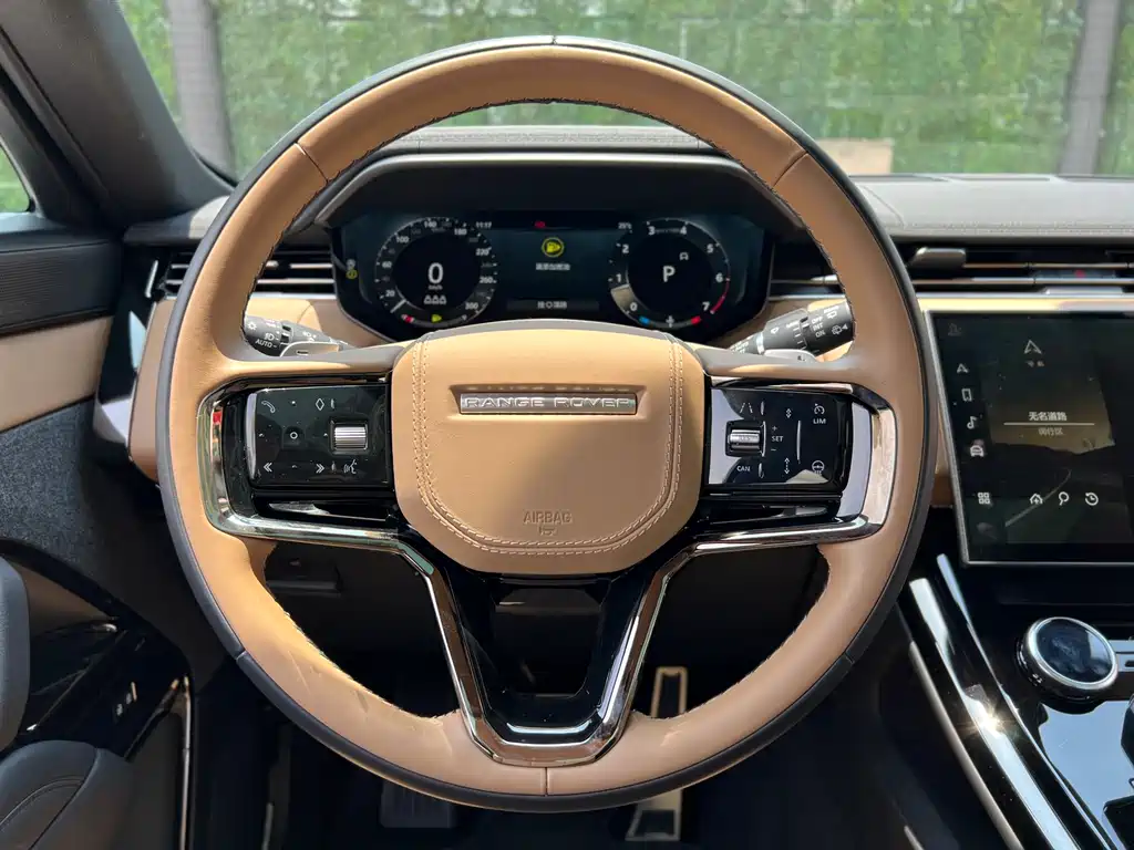 Land Rover Sport 2023 — фото 18