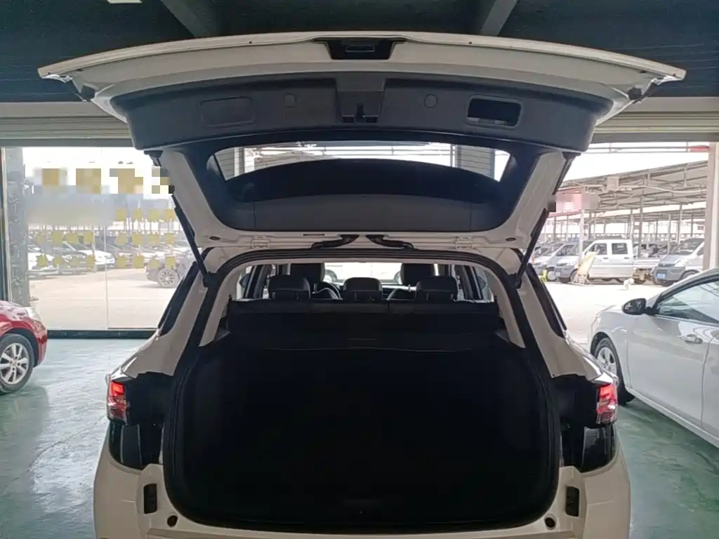 Dongfeng Fengshen AX7 2019 — фото 19