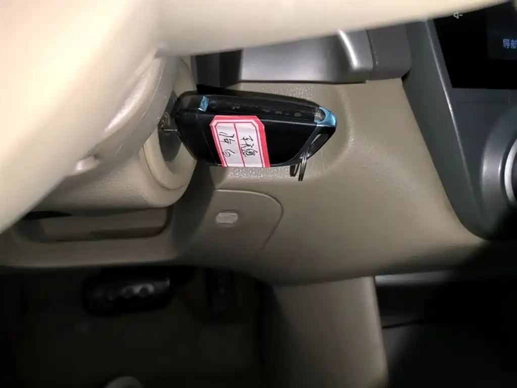 Nissan Sylphy 2016 — фото 17