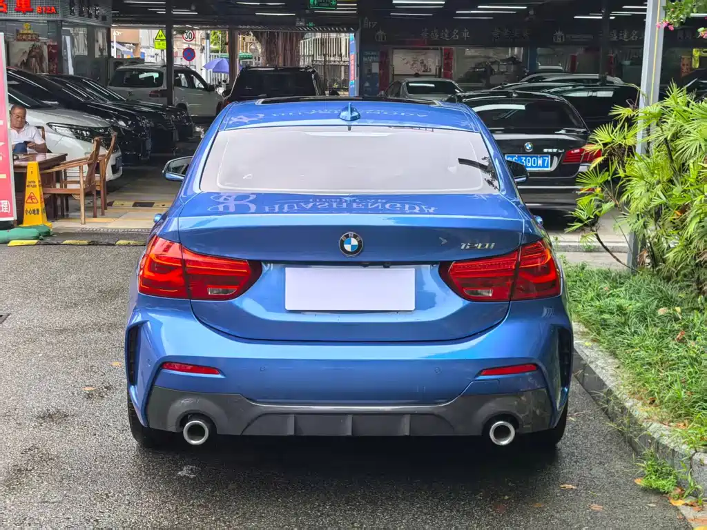 BMW 1 Series 2019 — фото 15