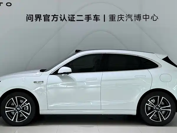 AITO M5 2025