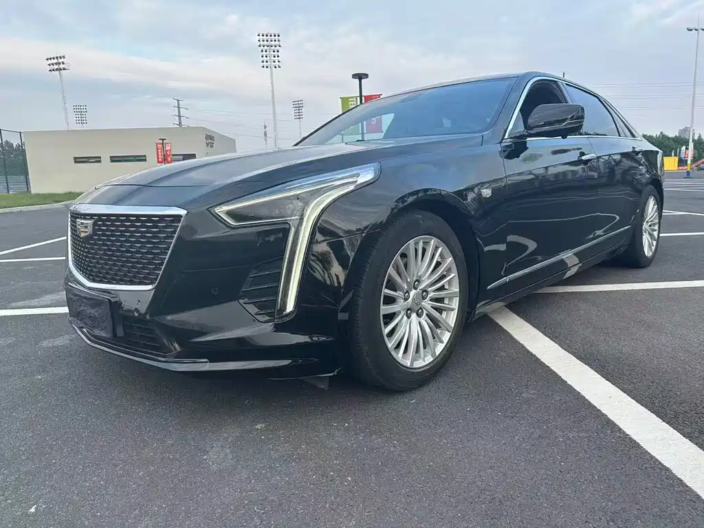 Cadillac CT6 2020 — фото 1