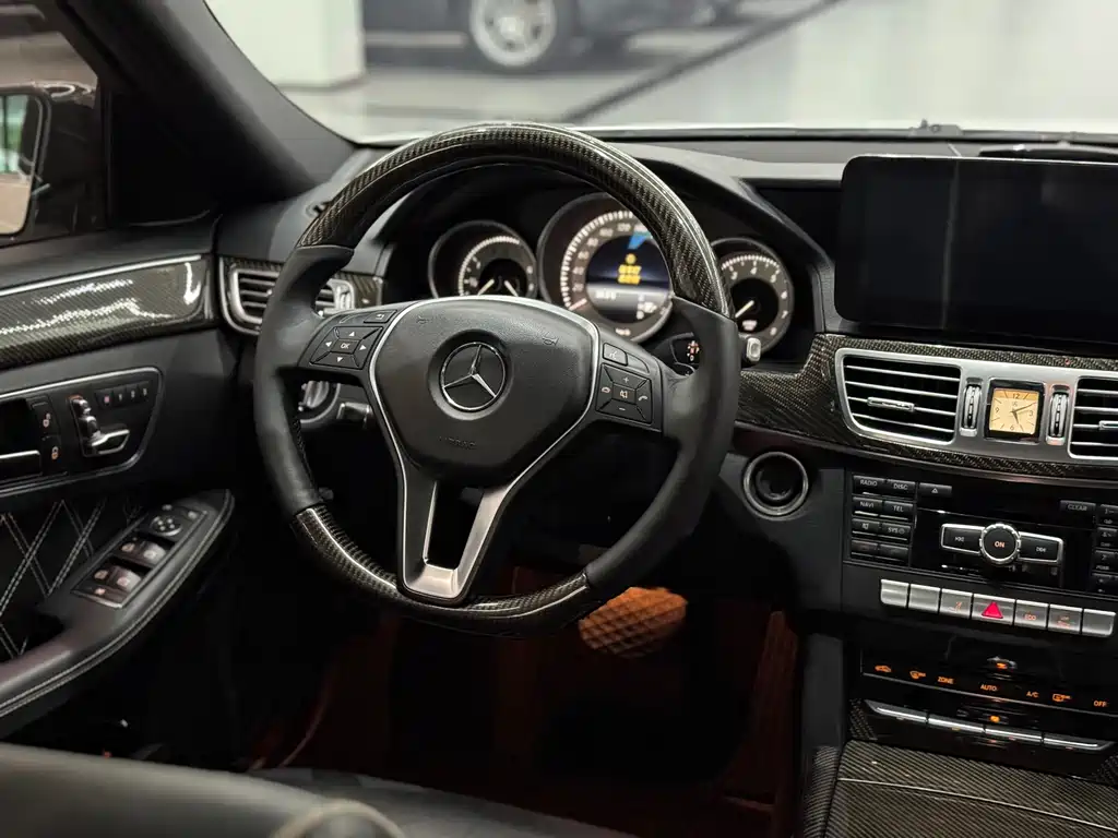 Mercedes-Benz E-Class 2014 — фото 4