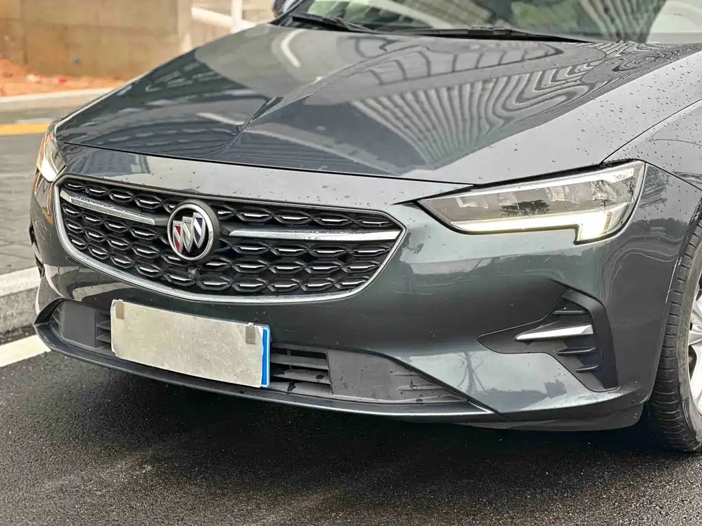 Buick Regal 2020 — фото 10