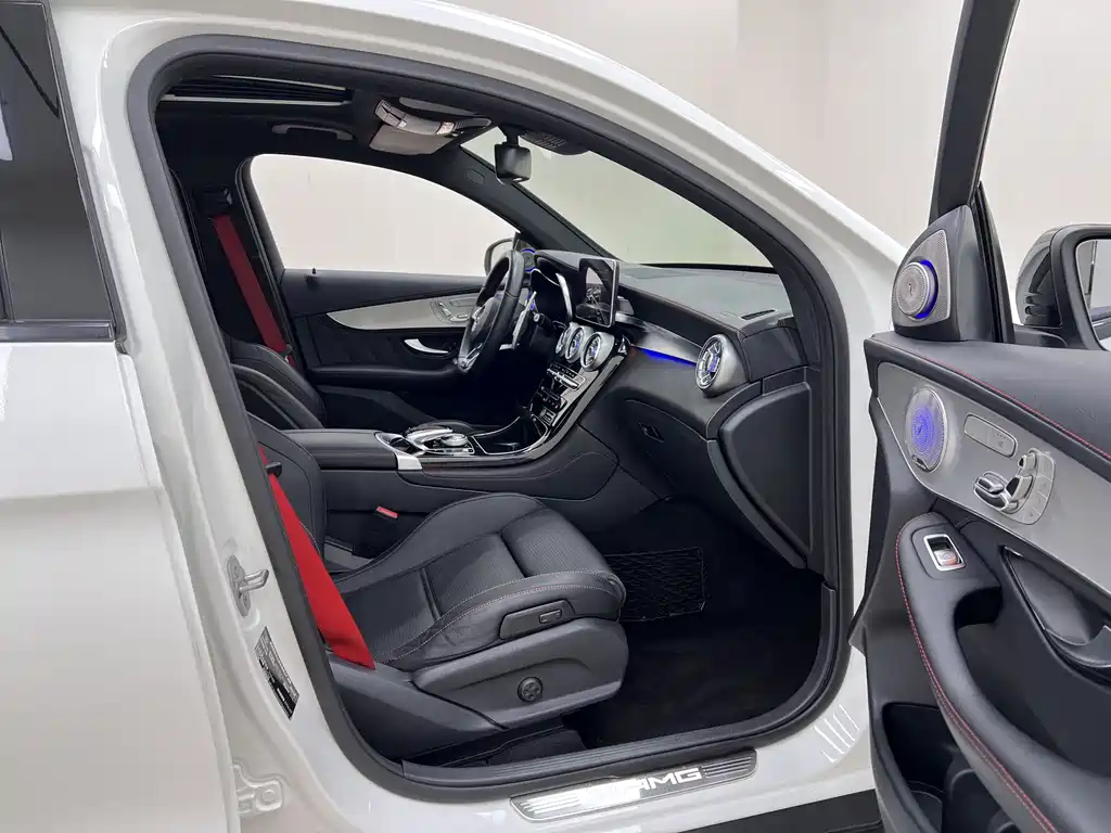 Mercedes-Benz GLC Coupe AMG 2019 — фото 14