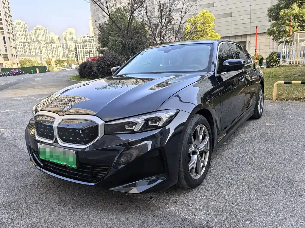 BMW i3 2023 — фото 1
