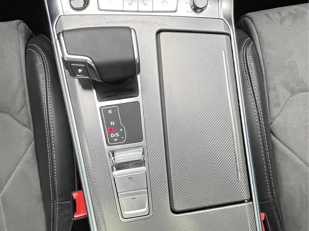Audi A6L 2023 — фото 16