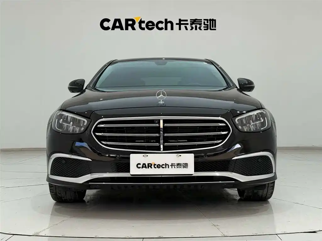 Mercedes-Benz E-Class 2023 — фото 3
