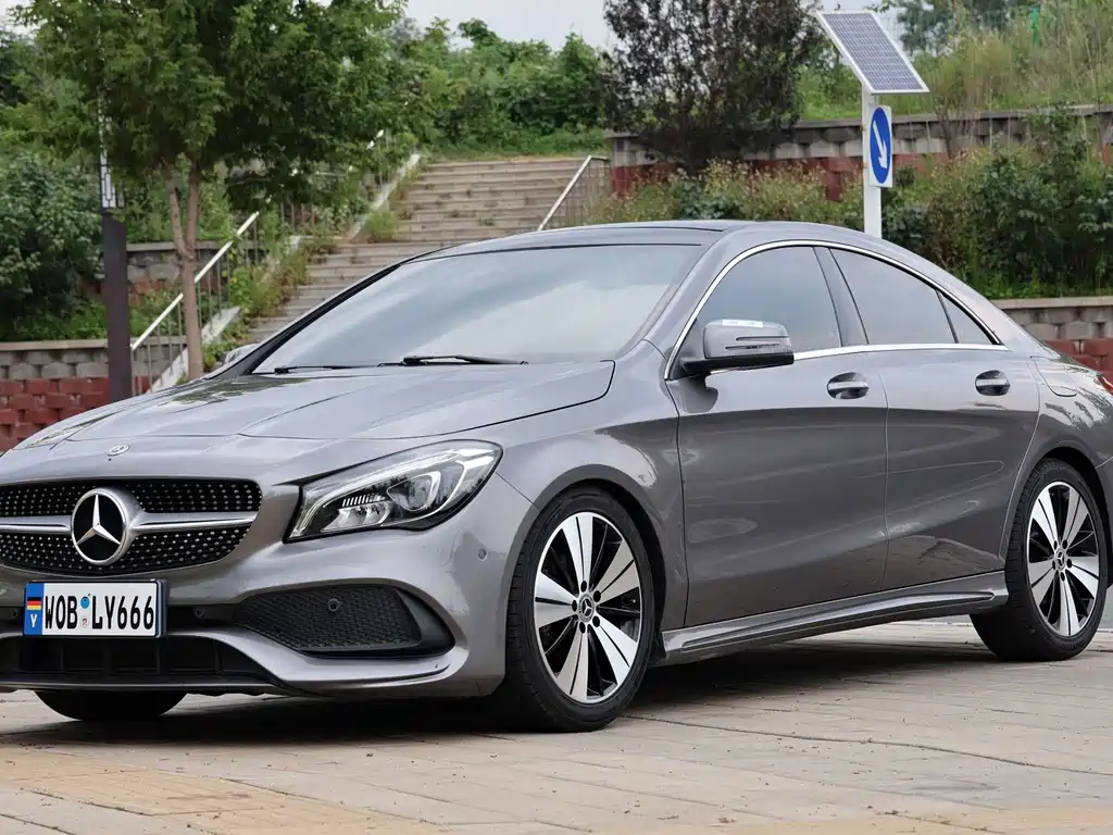 Mercedes-Benz CLA 2018