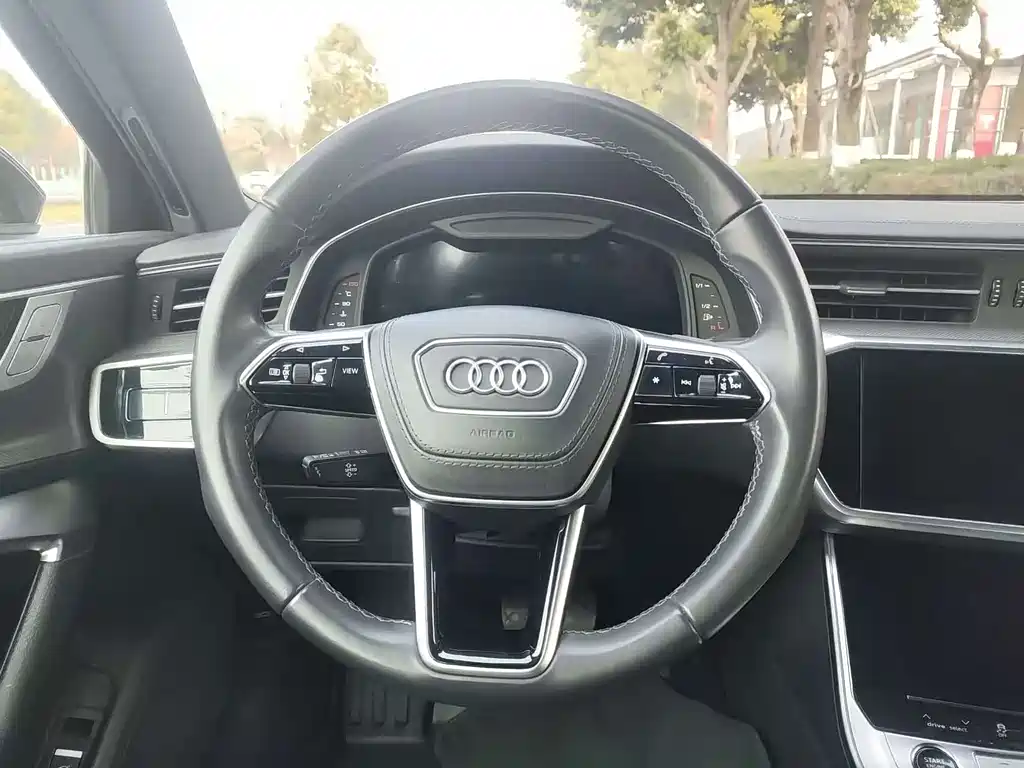 Audi A6L 2024 — фото 11