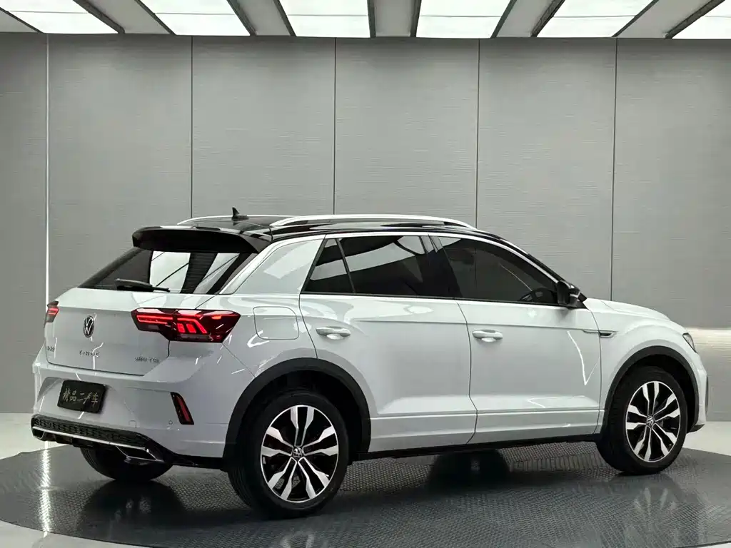 Volkswagen T-Roc 2022 — фото 5