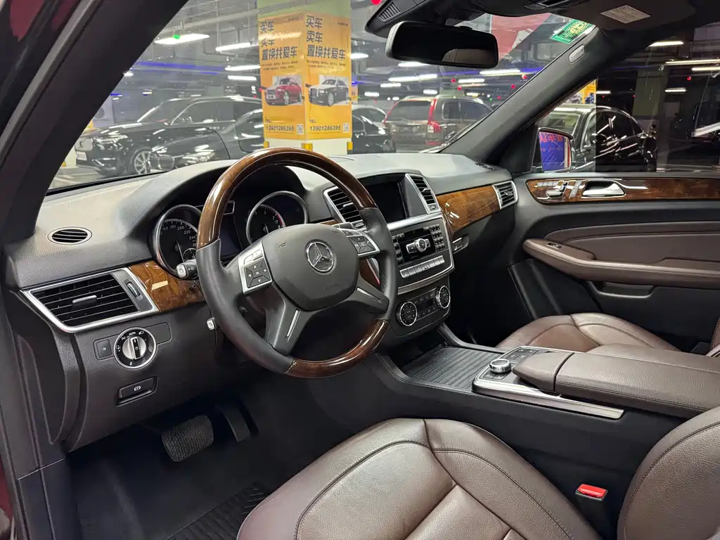 Mercedes-Benz M-Class 2012 — фото 12