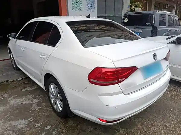 Volkswagen Lavida 2016