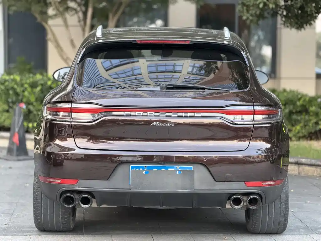 Porsche Macan 2019 — фото 10