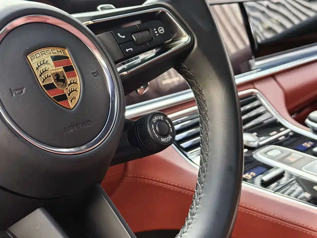 Porsche Panamera 2024 — фото 11